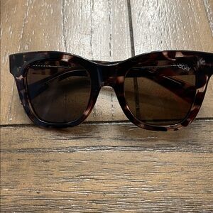 Quay After Hours Sunnies Euc!